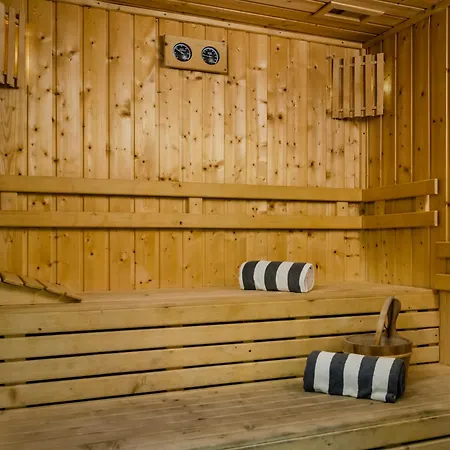 Aqua Village, Health 5*