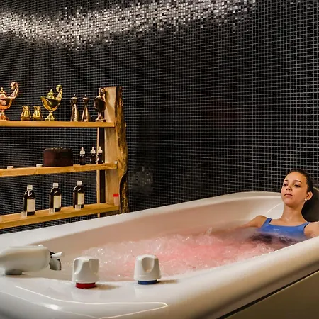 Resort Aqua Village, Health 5*