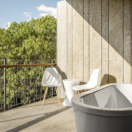 Aqua Village, Health 5*