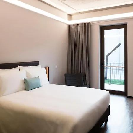 Aqua Village, Health