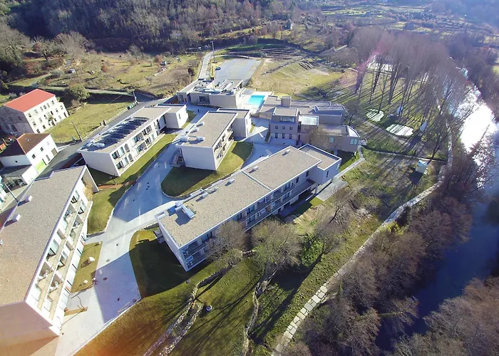 Aqua Village, Health Оливейра-ду-Ошпитал