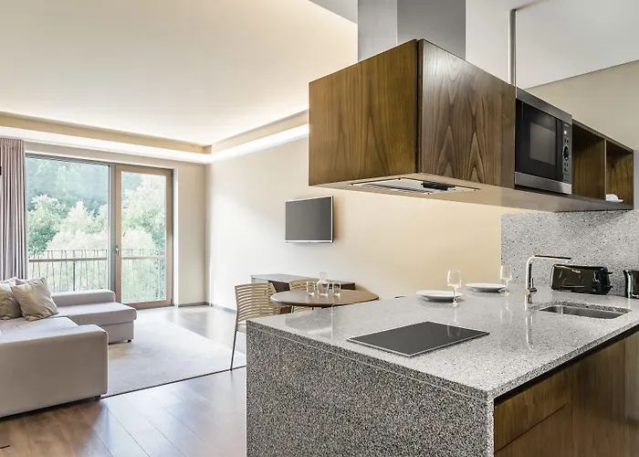 Курортный комплекс Aqua Village, Health Оливейра-ду-Ошпитал