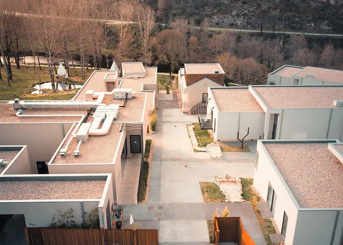 Aqua Village, Health 5*