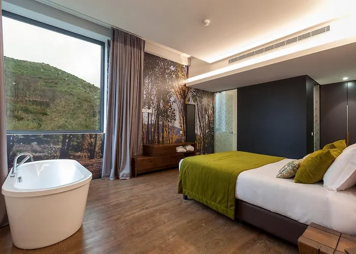 Aqua Village, Health